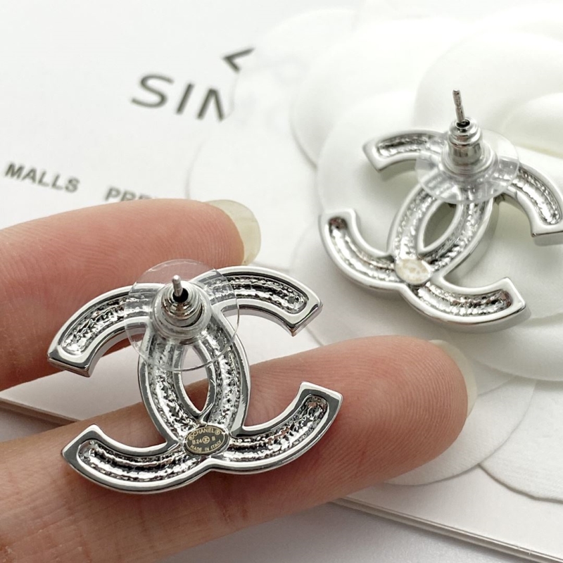 Ch**el earrings